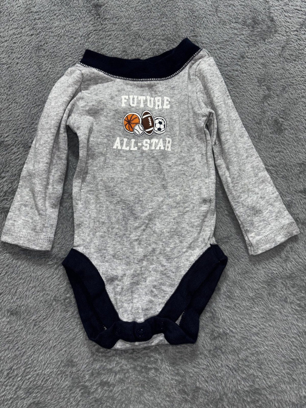 Nike Baby Boys 0-3M 5 Piece Bundle Sports Bodysuits Red Gray Navy Cream