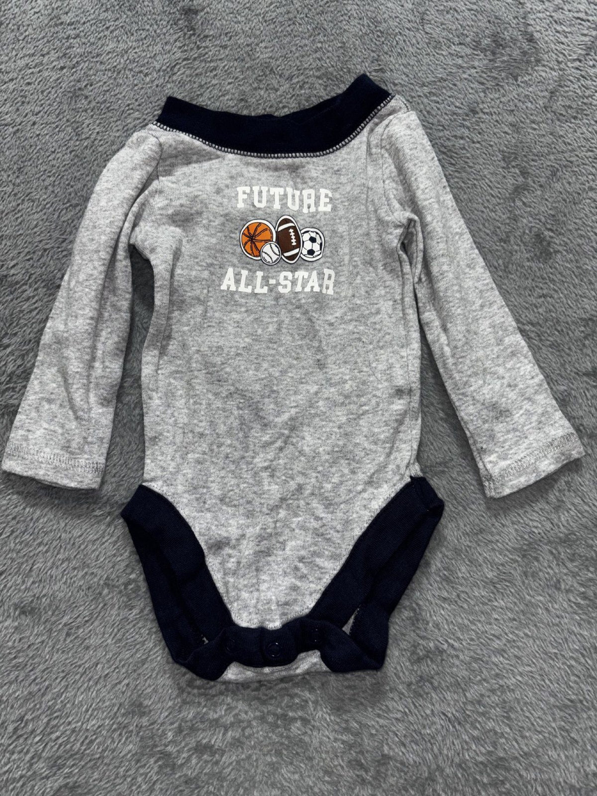 Nike Baby Boys 0-3M 5 Piece Bundle Sports Bodysuits Red Gray Navy Cream