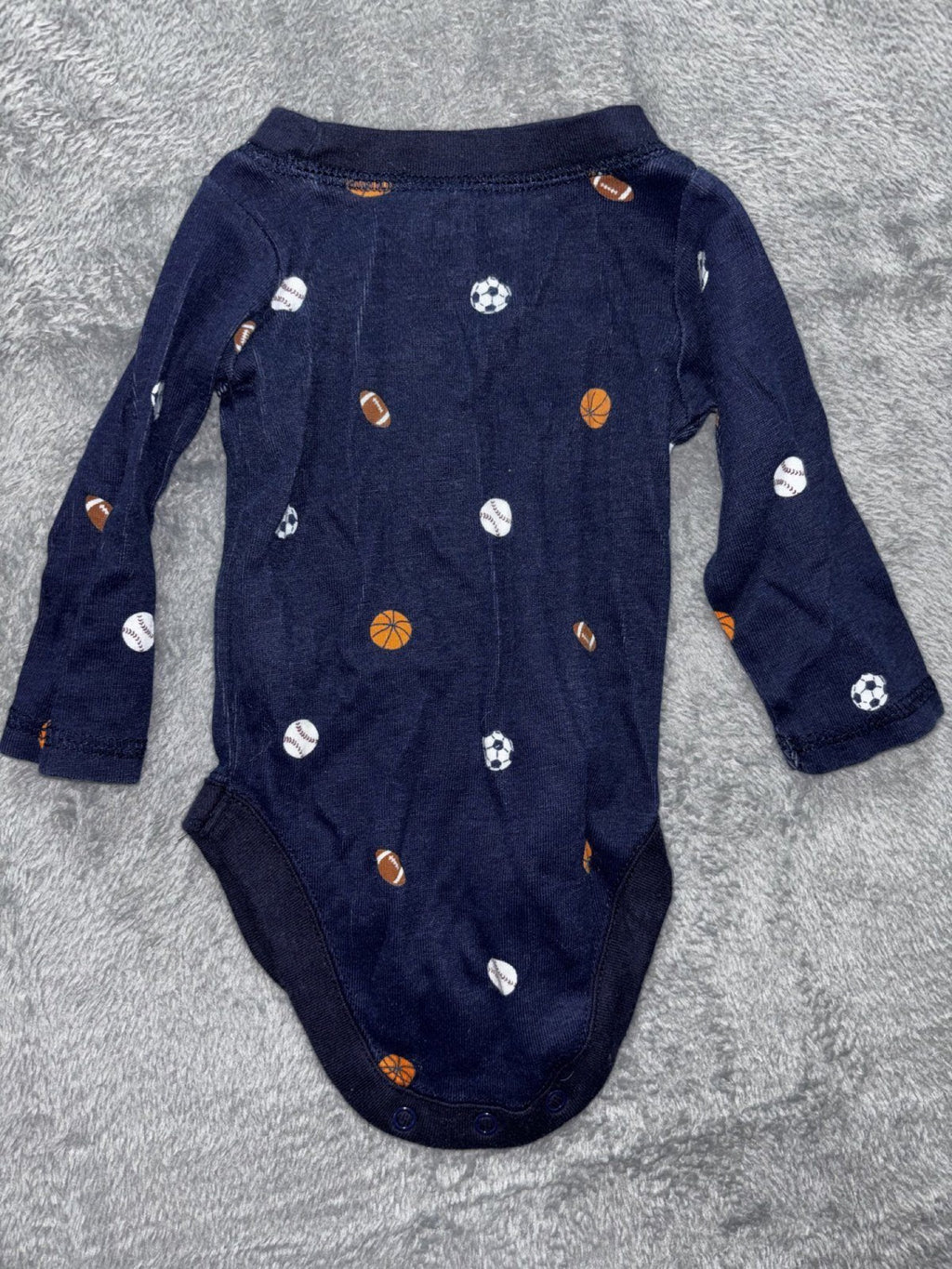 Nike Baby Boys 0-3M 5 Piece Bundle Sports Bodysuits Red Gray Navy Cream