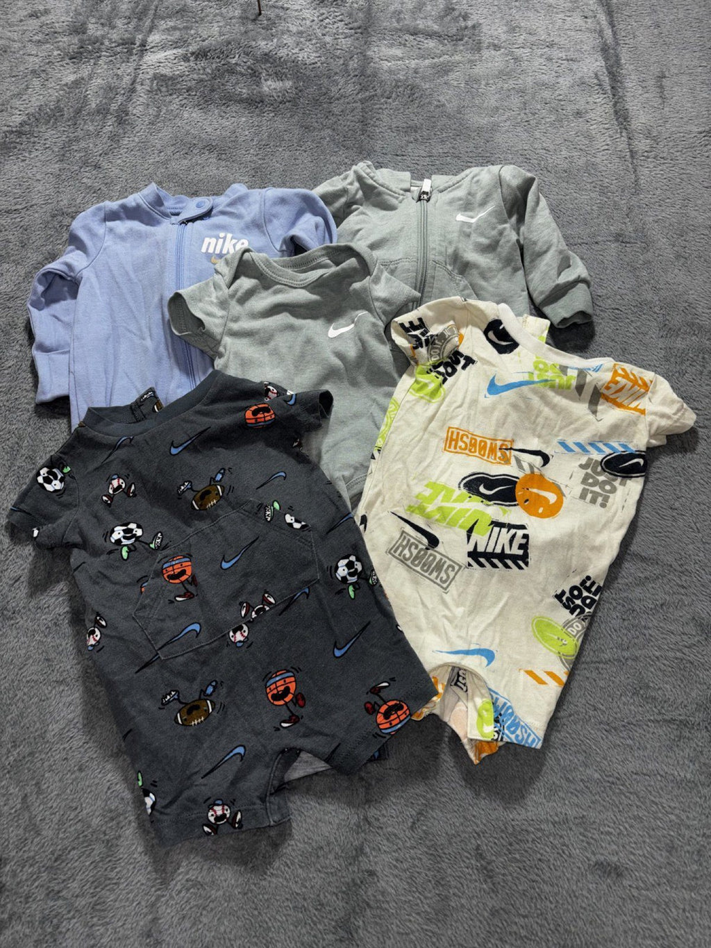 Nike Baby 3M 5 Piece Bundle Rompers Bodysuit Blue Gray Cream