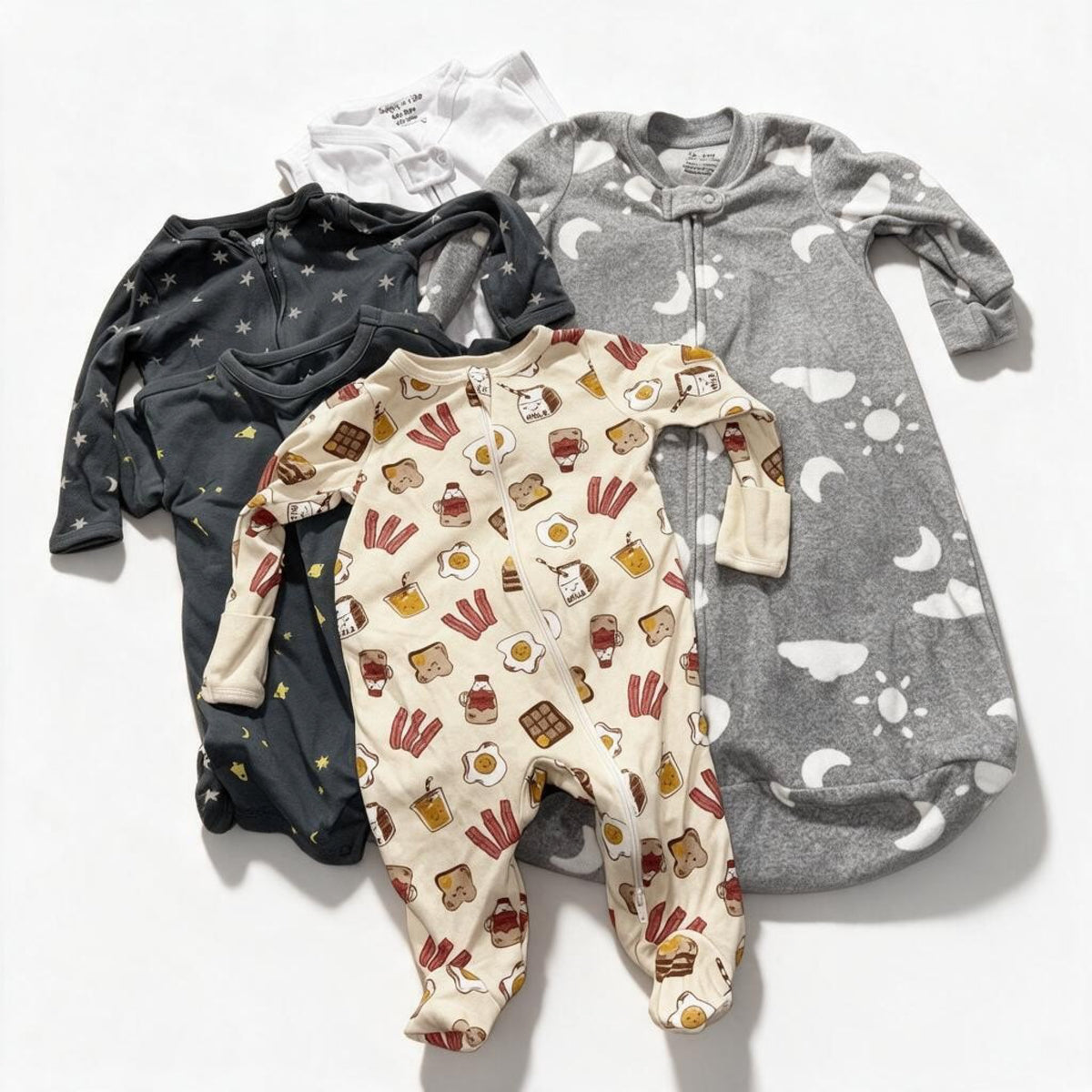 Carter's Baby NB to 0-3M 5 Piece Bundle Sleepers Sleep Sacks Cream Gray Navy