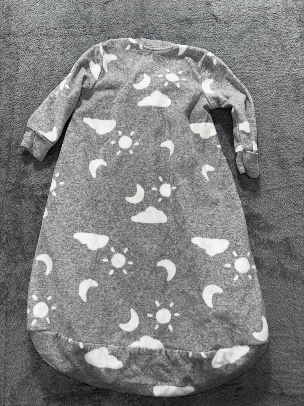 Carter's Baby NB to 0-3M 5 Piece Bundle Sleepers Sleep Sacks Cream Gray Navy