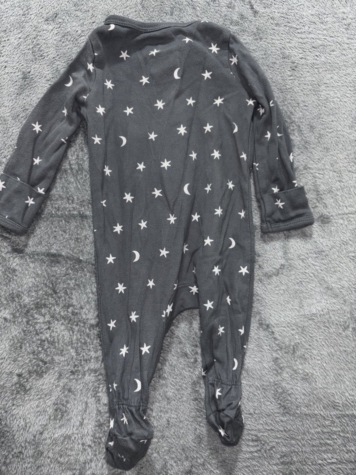 Carter's Baby NB to 0-3M 5 Piece Bundle Sleepers Sleep Sacks Cream Gray Navy