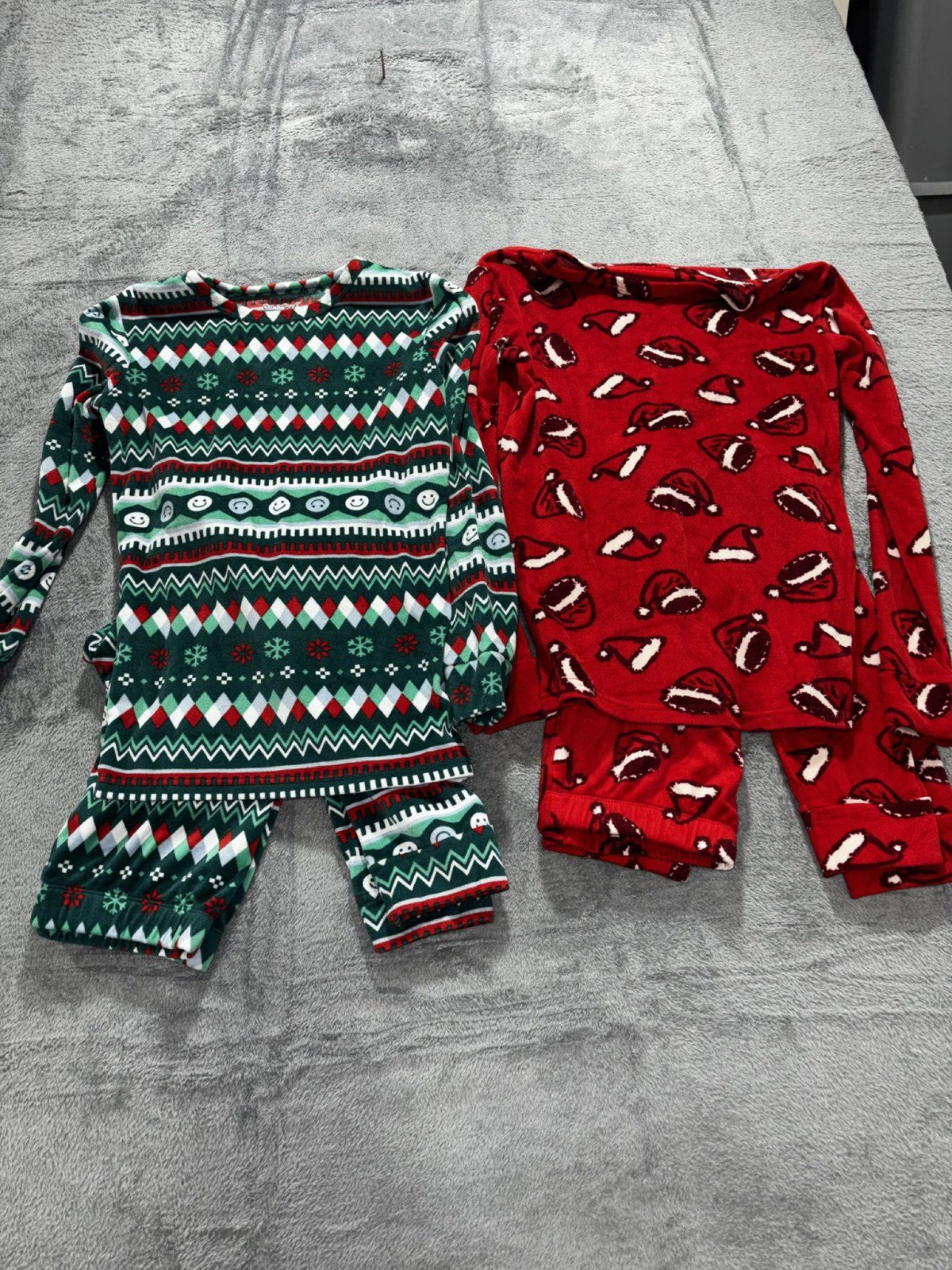 Cat & Jack Kids 14 4 Piece Bundle Christmas Pajama Sets Green Red Sleepwear