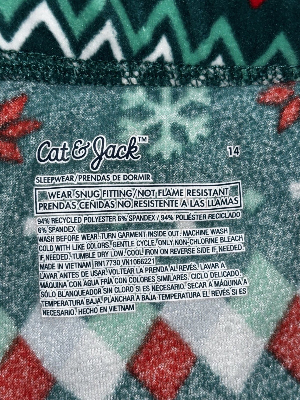 Cat & Jack Kids 14 4 Piece Bundle Christmas Pajama Sets Green Red Sleepwear
