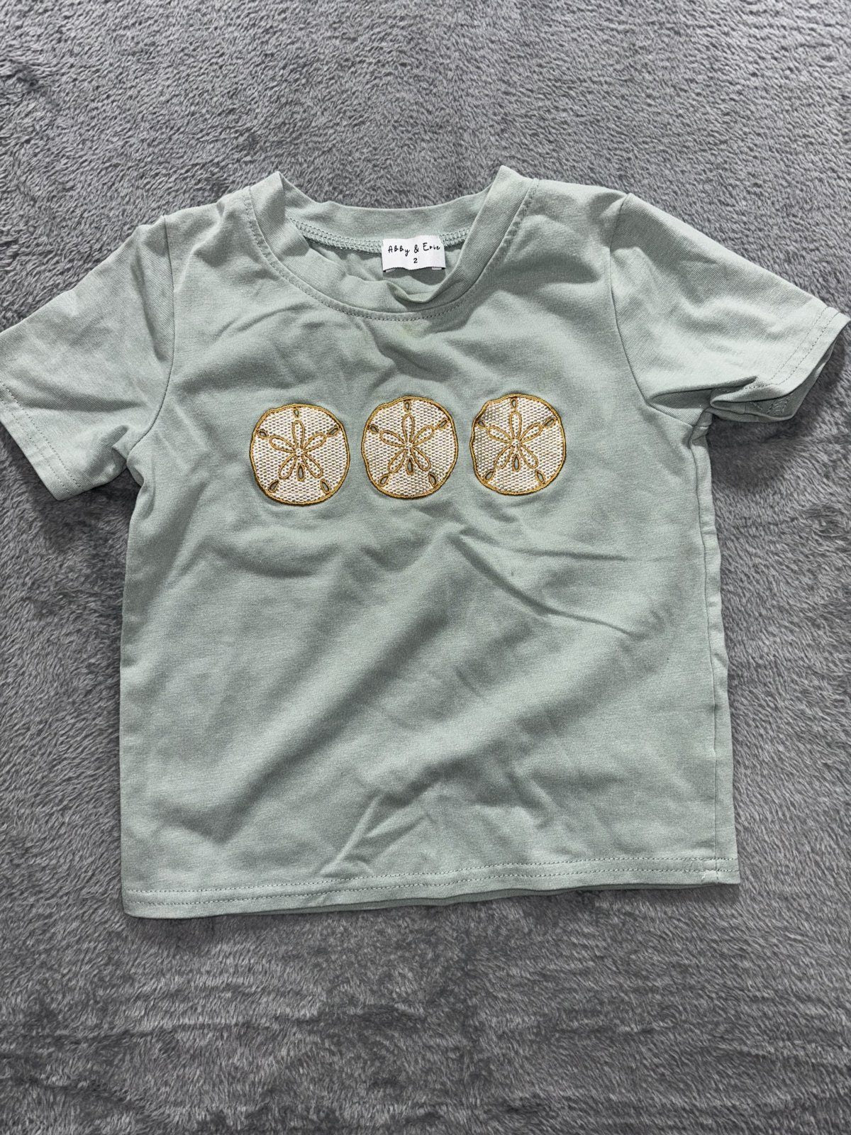 Carter's Abby & Erie Toddler 2T Bundle Shark Shorts Sand Dollar Tee Dino Pants