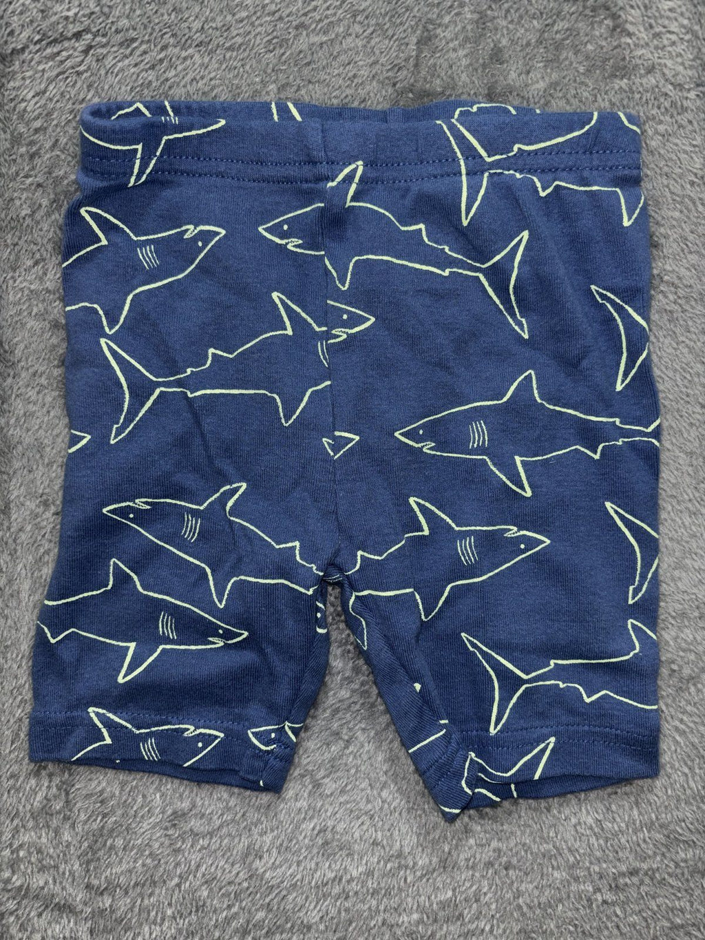 Carter's Abby & Erie Toddler 2T Bundle Shark Shorts Sand Dollar Tee Dino Pants