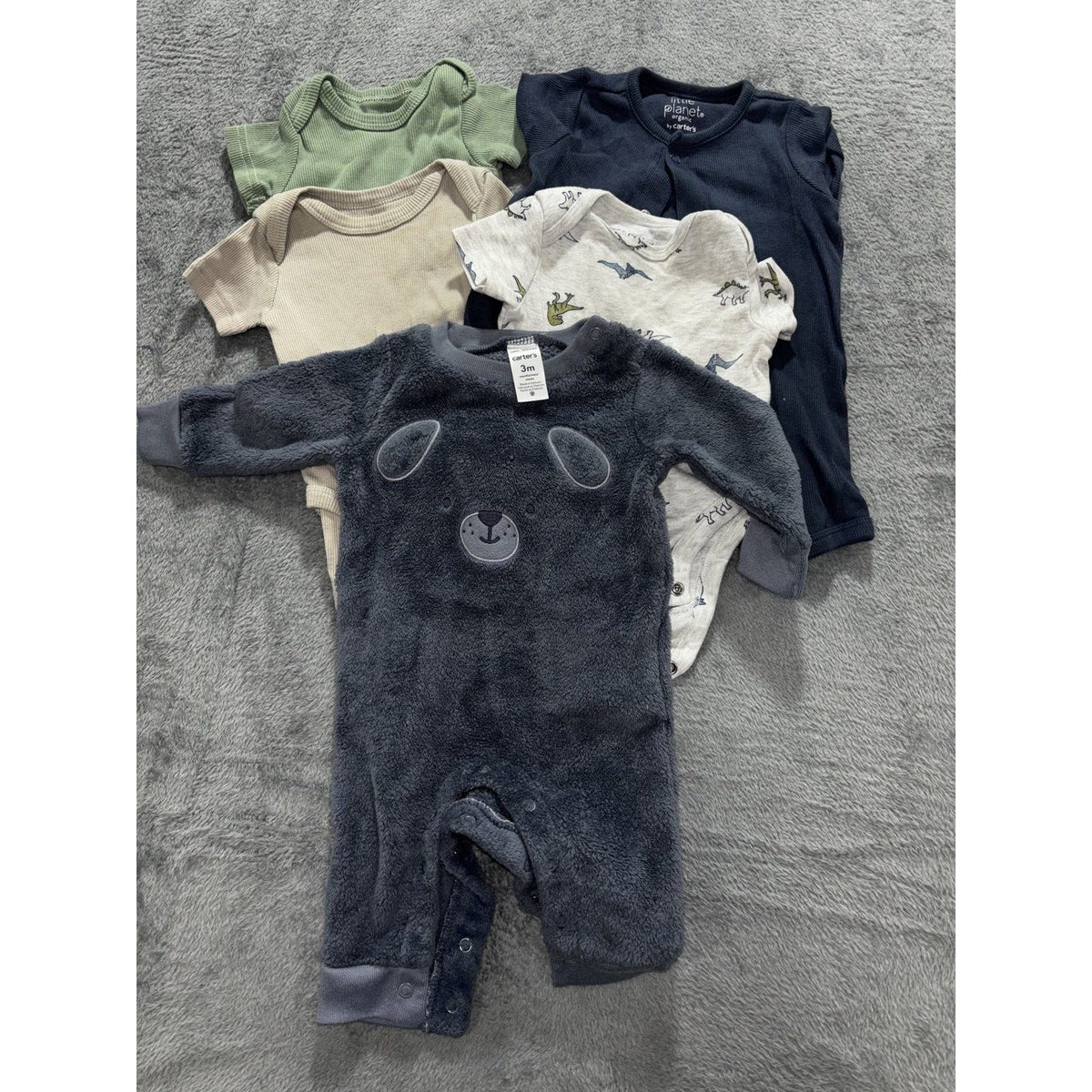 Carter's Baby 3M 5 Piece Bundle Rompers Bodysuits Bear Dino Navy Cream Green