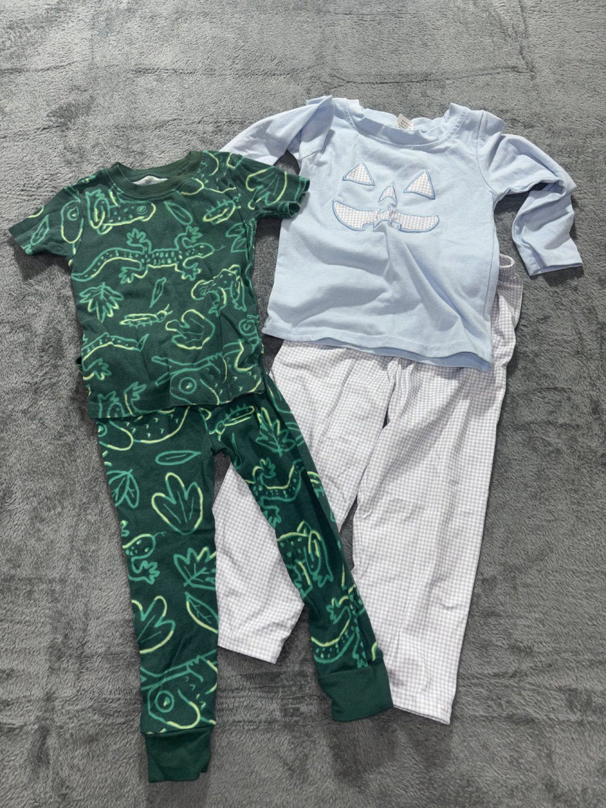 Carter's Toddler 2T 4 Piece Bundle Pajamas Green Lizard Blue Pumpkin Set Cozy