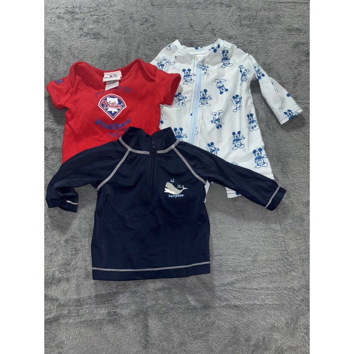 Majestic Baby Sizes 3-6M to 6M 3 Piece Bundle Phillies Tee Mickey babyGap