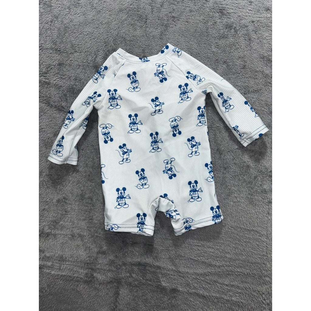 Majestic Baby Sizes 3-6M to 6M 3 Piece Bundle Phillies Tee Mickey babyGap