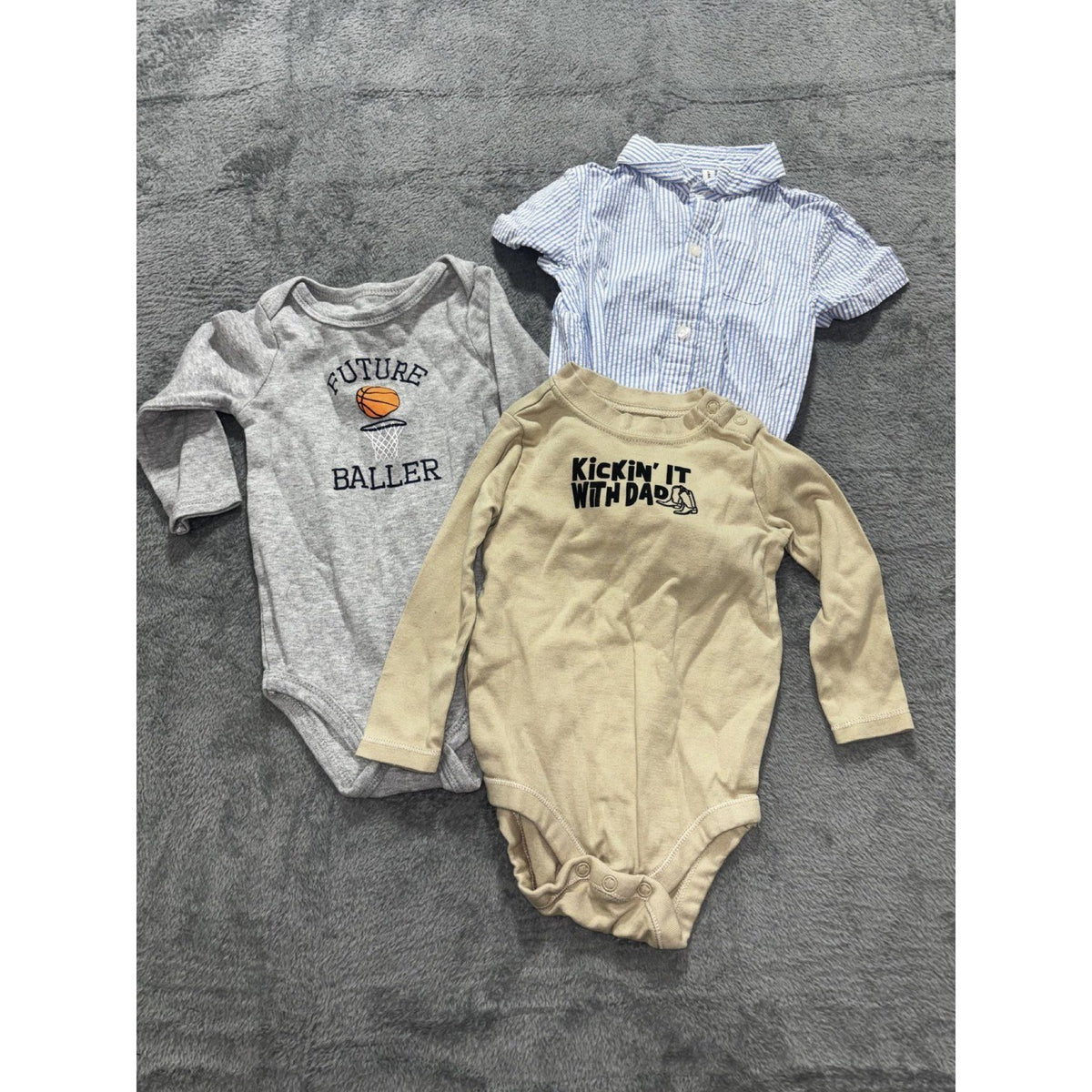 Wonder Nation Baby Sizes 6-9M to 9-12M 3 Piece Bundle Bodysuits Gray Tan Blue