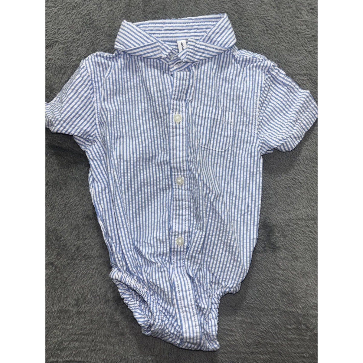 Wonder Nation Baby Sizes 6-9M to 9-12M 3 Piece Bundle Bodysuits Gray Tan Blue