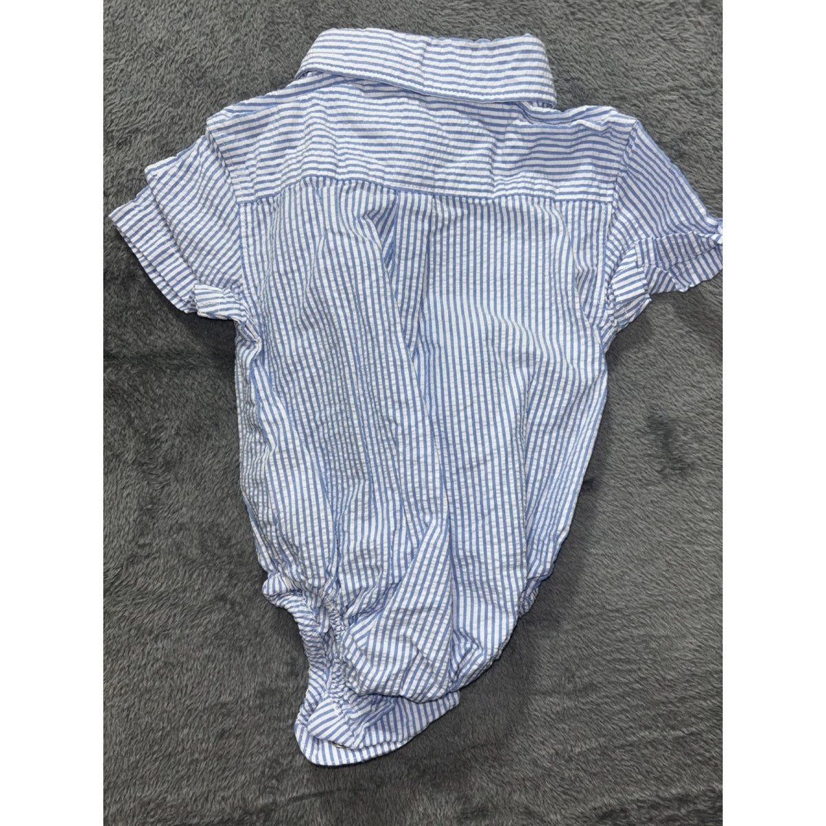 Wonder Nation Baby Sizes 6-9M to 9-12M 3 Piece Bundle Bodysuits Gray Tan Blue