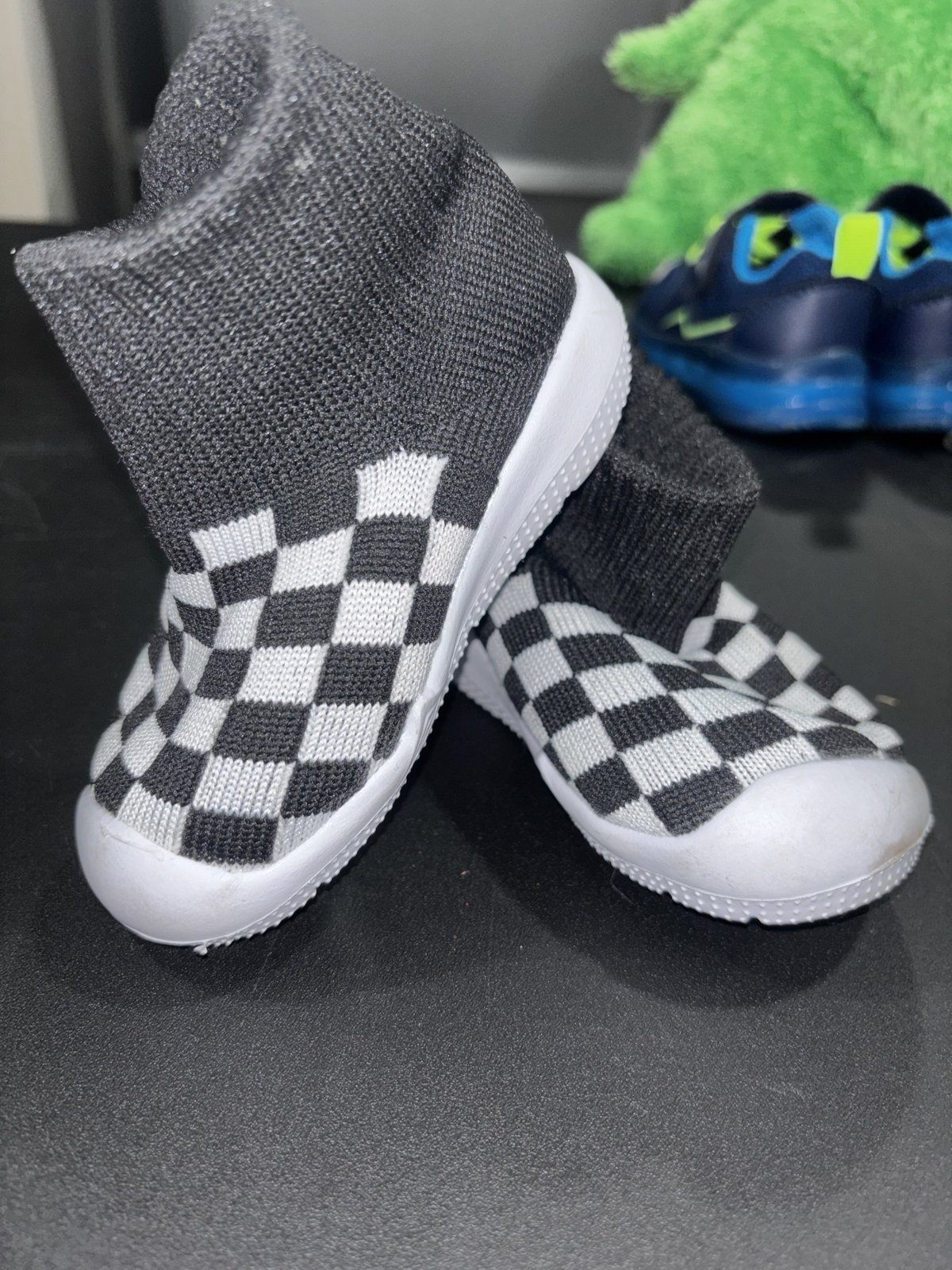 Carter's FabKids Toddler Shoes Lot 4 Pairs US 5 Sneakers Socks Black White Blue