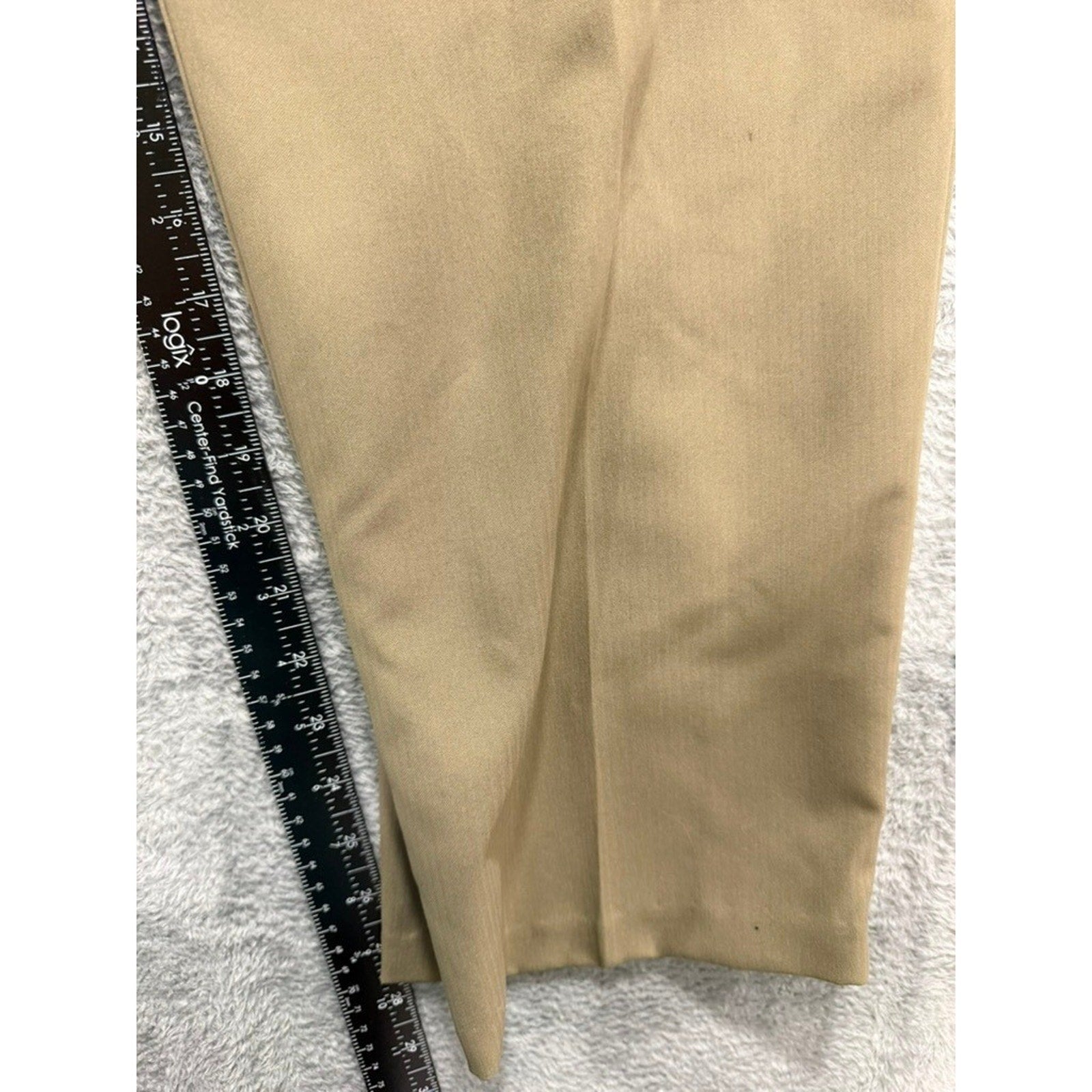 Haggar Dress Pants Mens 42x30 Khaki Classic Fit Flat Front Office Casual