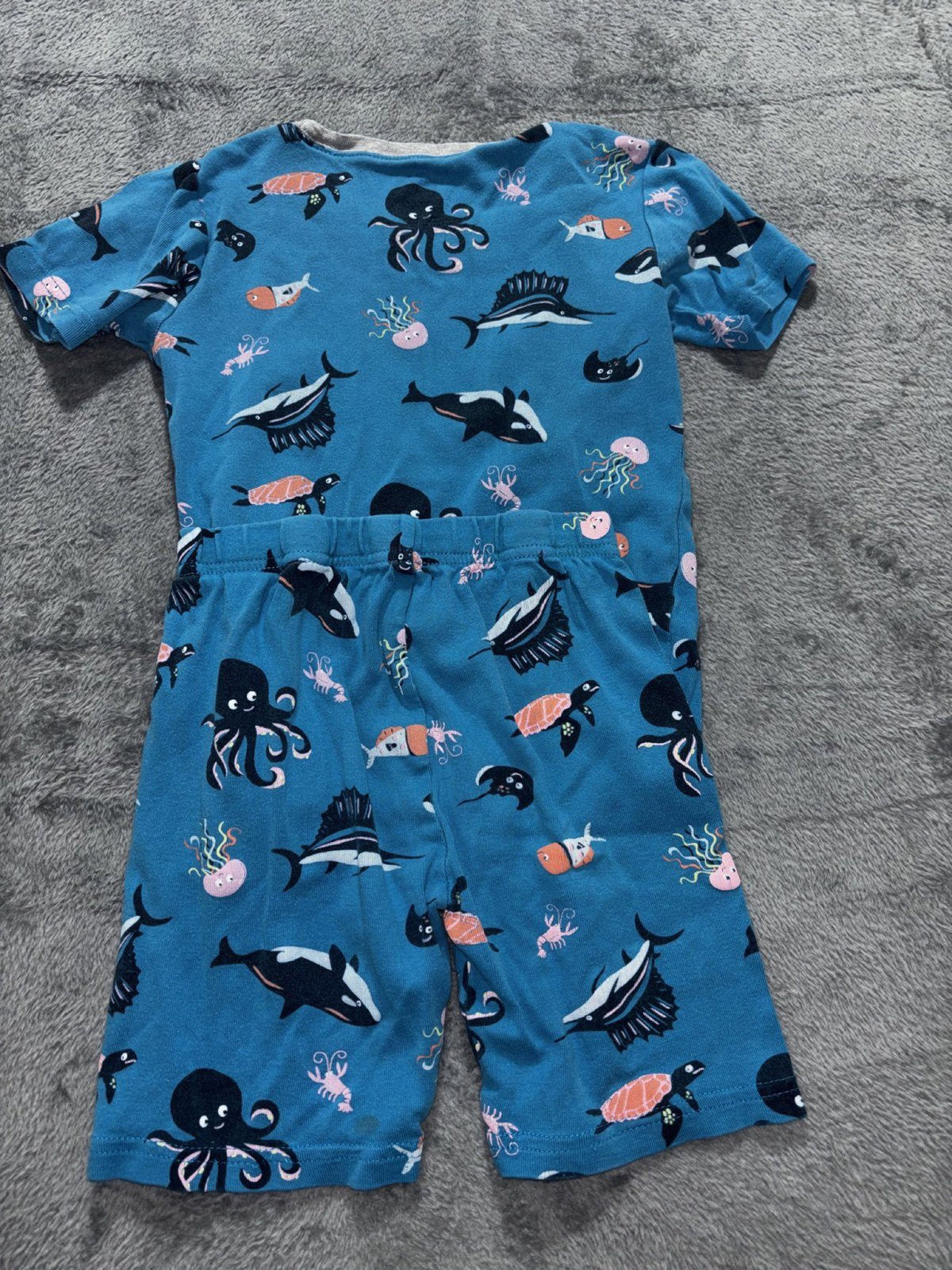 Carter's Kids Sizes 6 to 6/6A 3 Sets Pajamas OshKosh Gray Camo Blue Astronaut