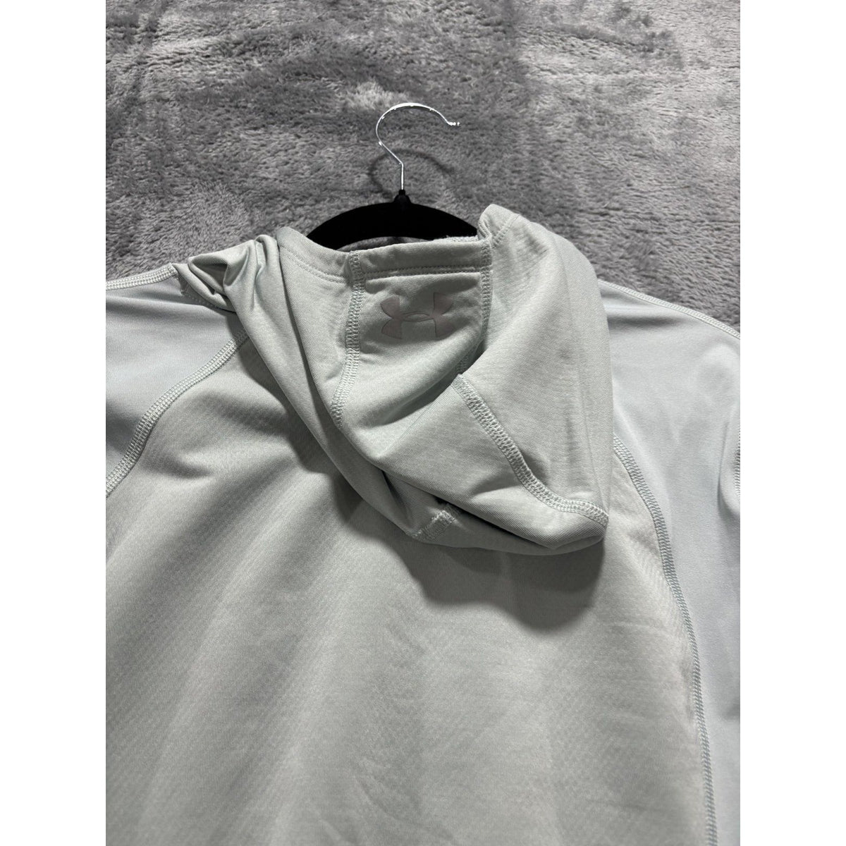 Under Armour Womens XL Sage Gray ColdGear Fitted Hooded Pullover Athleisure
