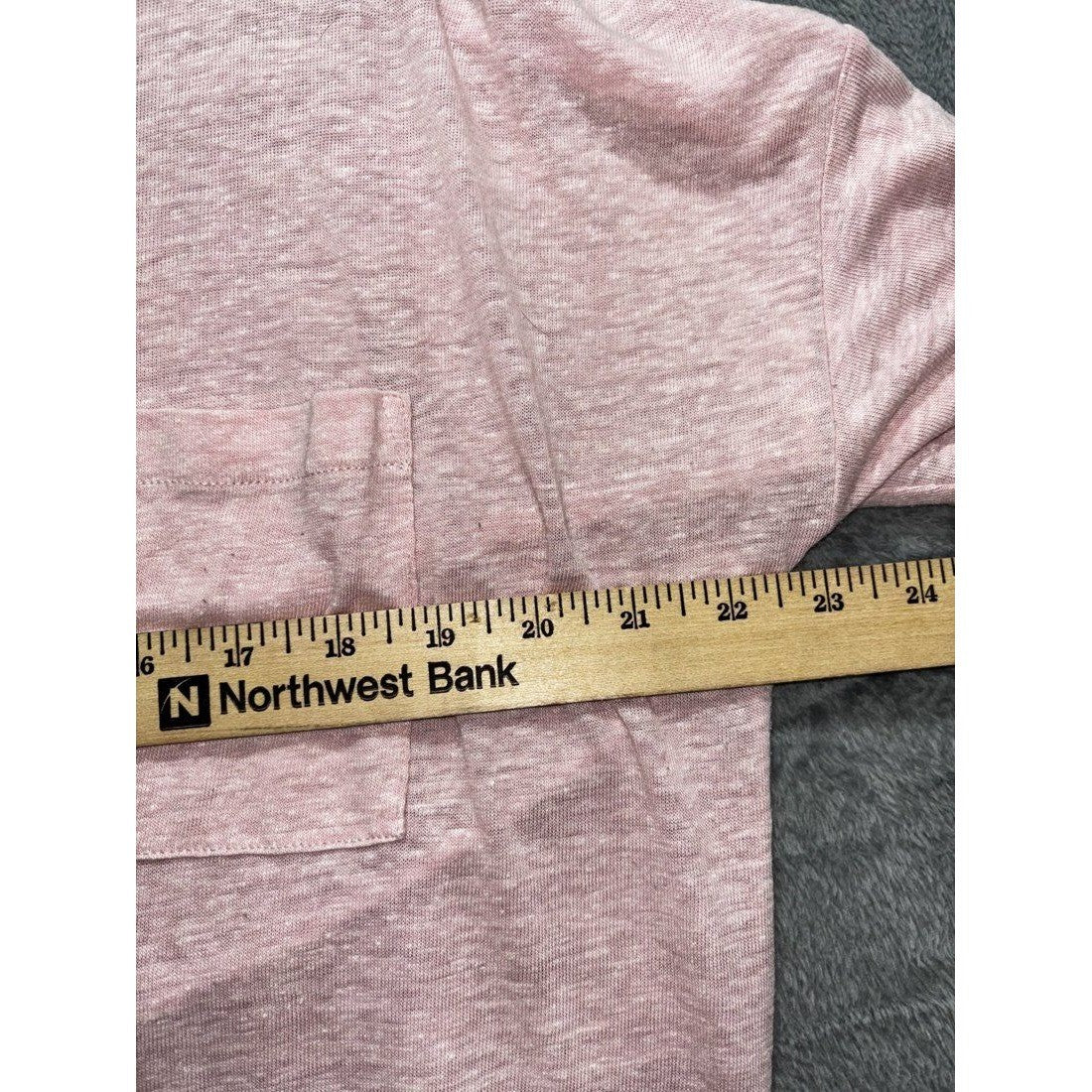 Old Navy Women's Pink Boyfriend Pocket Tee Size L, photo 4 of 7