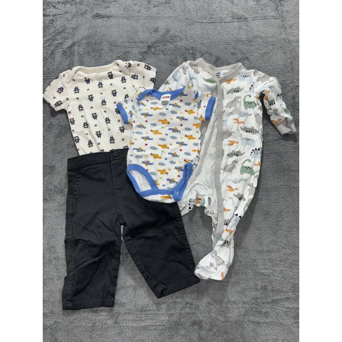 Fisher-Price Carter's Baby Boy Lot 4 Pieces 6-9M