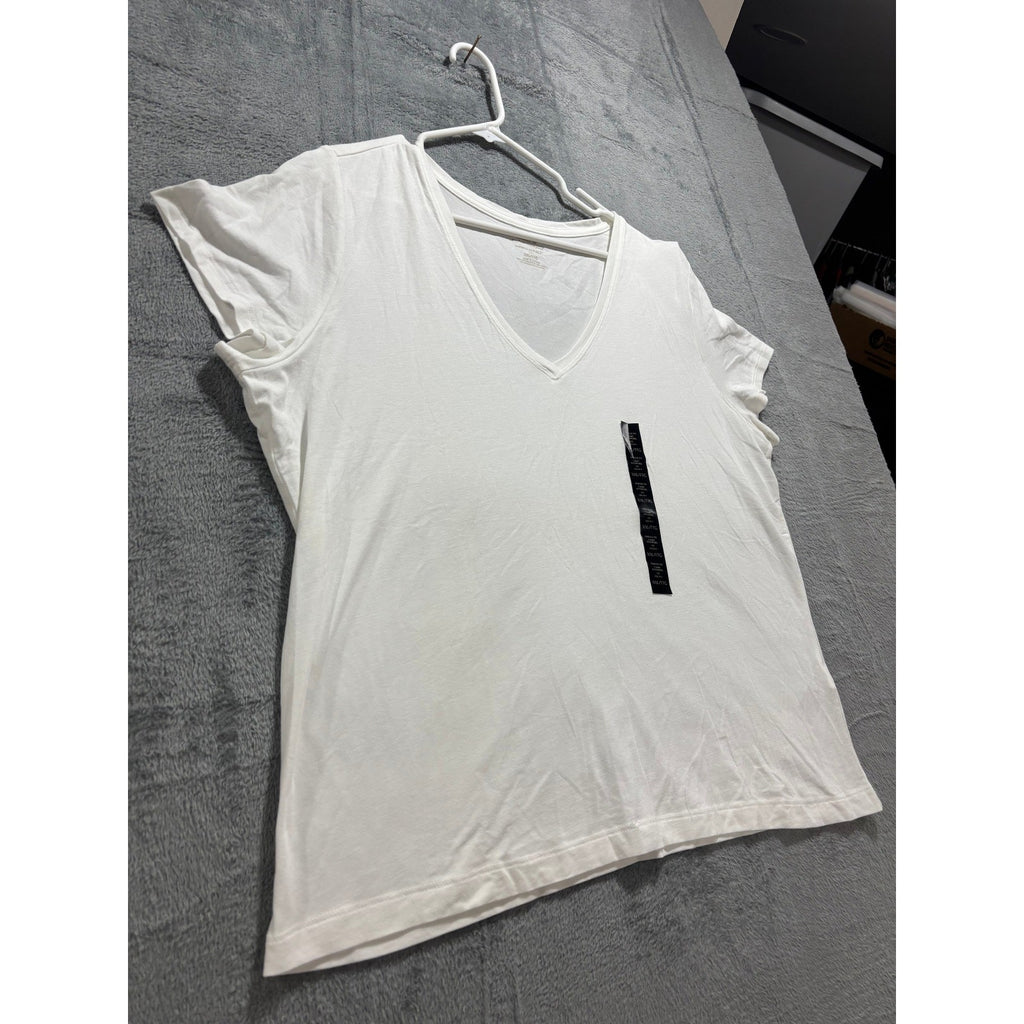 Banana Republic Women's White V-Neck Tee Size XXL, photo 11 of 13