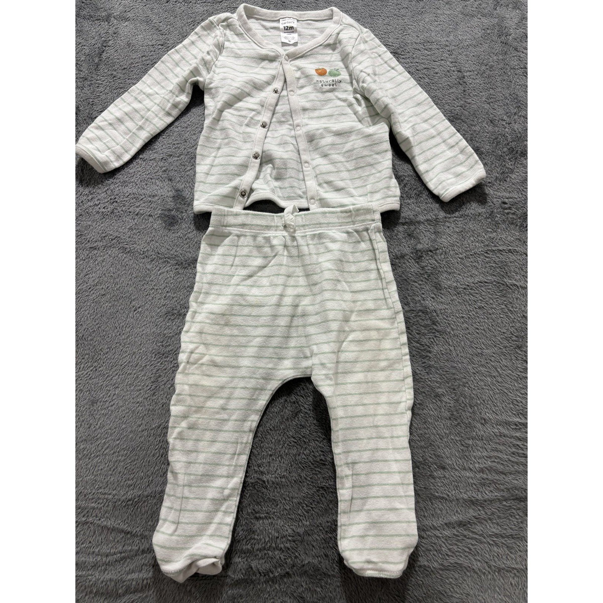 Carter's Baby 12M 6 Piece Bundle Bodysuits Footed Pants Sage Yellow