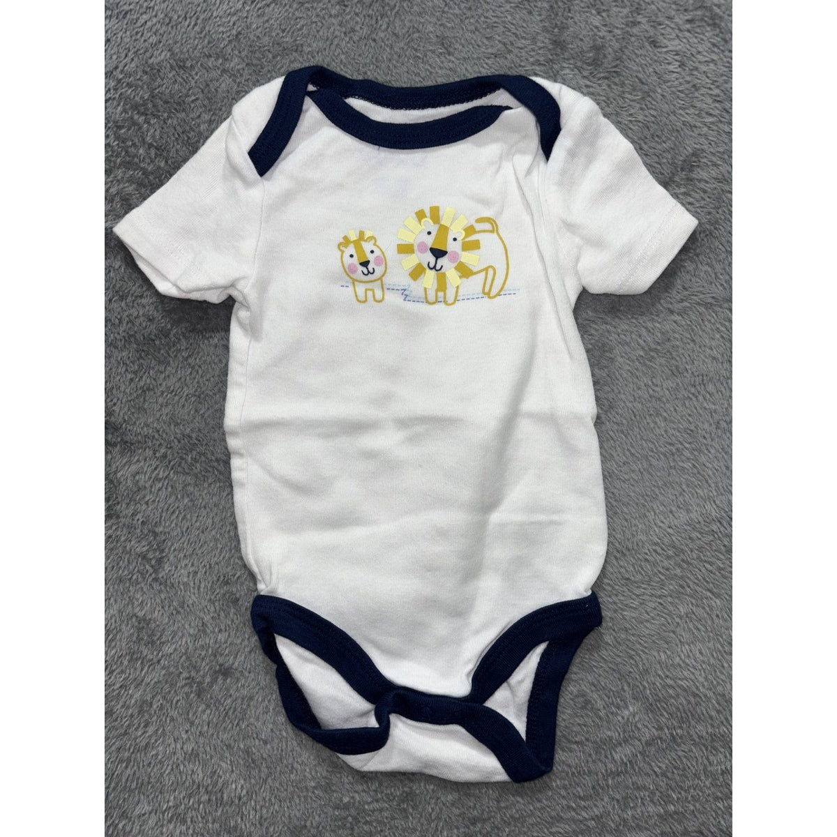 Carter's Circo Baby Boy 6M 5 Piece Bundle Bodysuits Shorts Romper Sage Gray