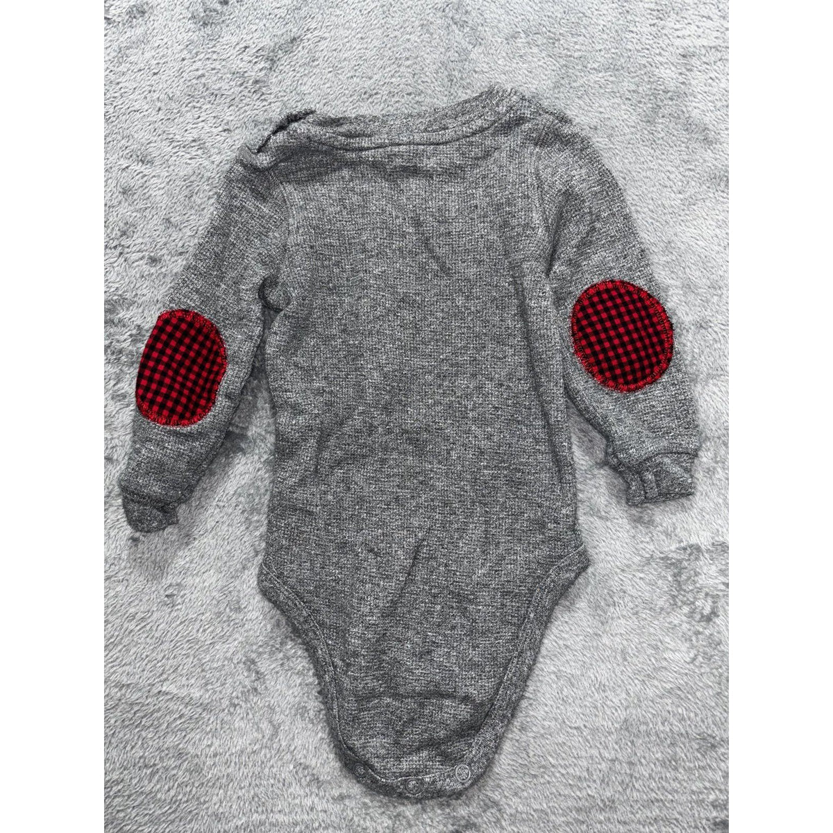 Carter's Baby Boy 12M 8 Piece Bundle Penguin Bodysuits Hoodie Pants Red Gray