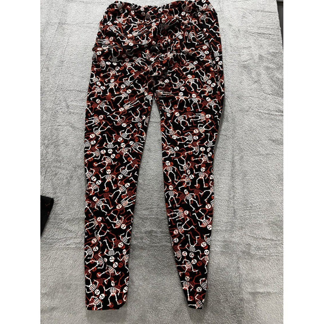 LuLaRoe Women's Skeleton Leggings 2 Pack Lot Size TC, photo 19 of 19