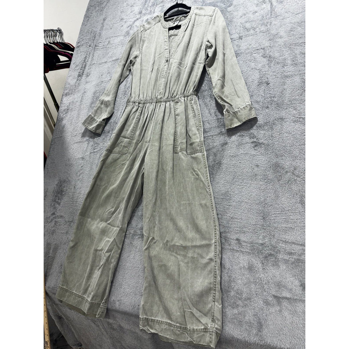 Old Navy Women's Sage Green Jumpsuit Size XS, photo 3 of 12