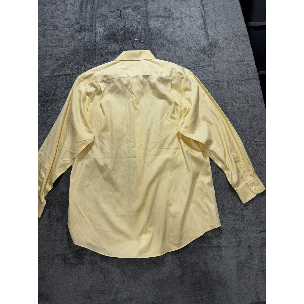 Jos. A. Bank Men's Yellow Dress Shirt 17 1/2-34, photo 4 of 8