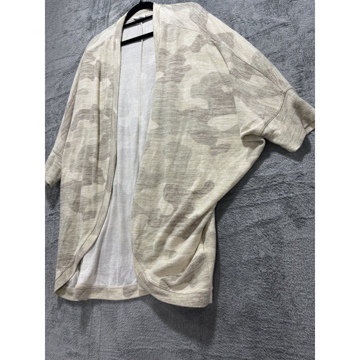 LuLaRoe Womens L Camo Open Front Cardigan Casual Cozy