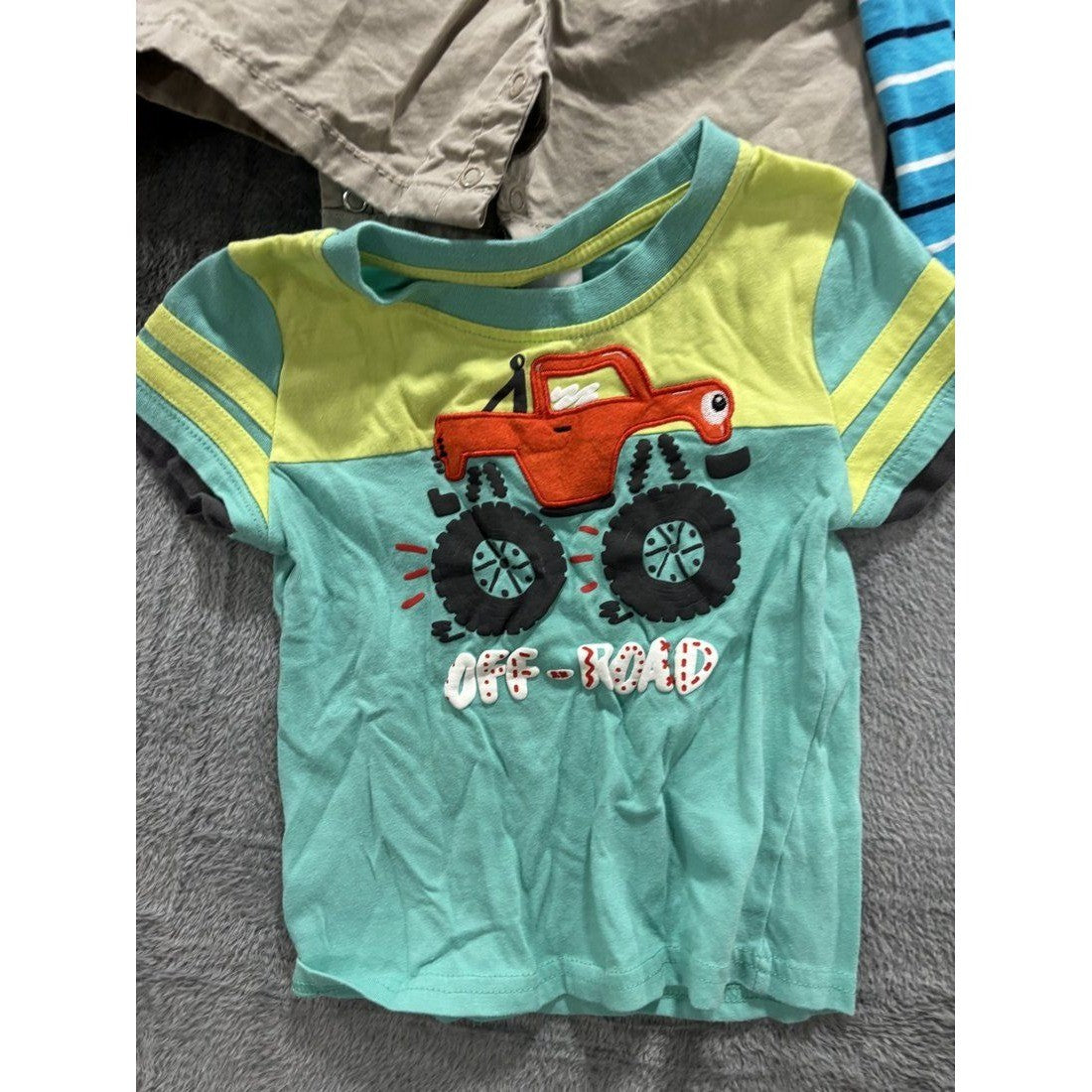 Baby Boy Tees Bodysuits Shortalls Lot 5 Pcs 24M, photo 2 of 9