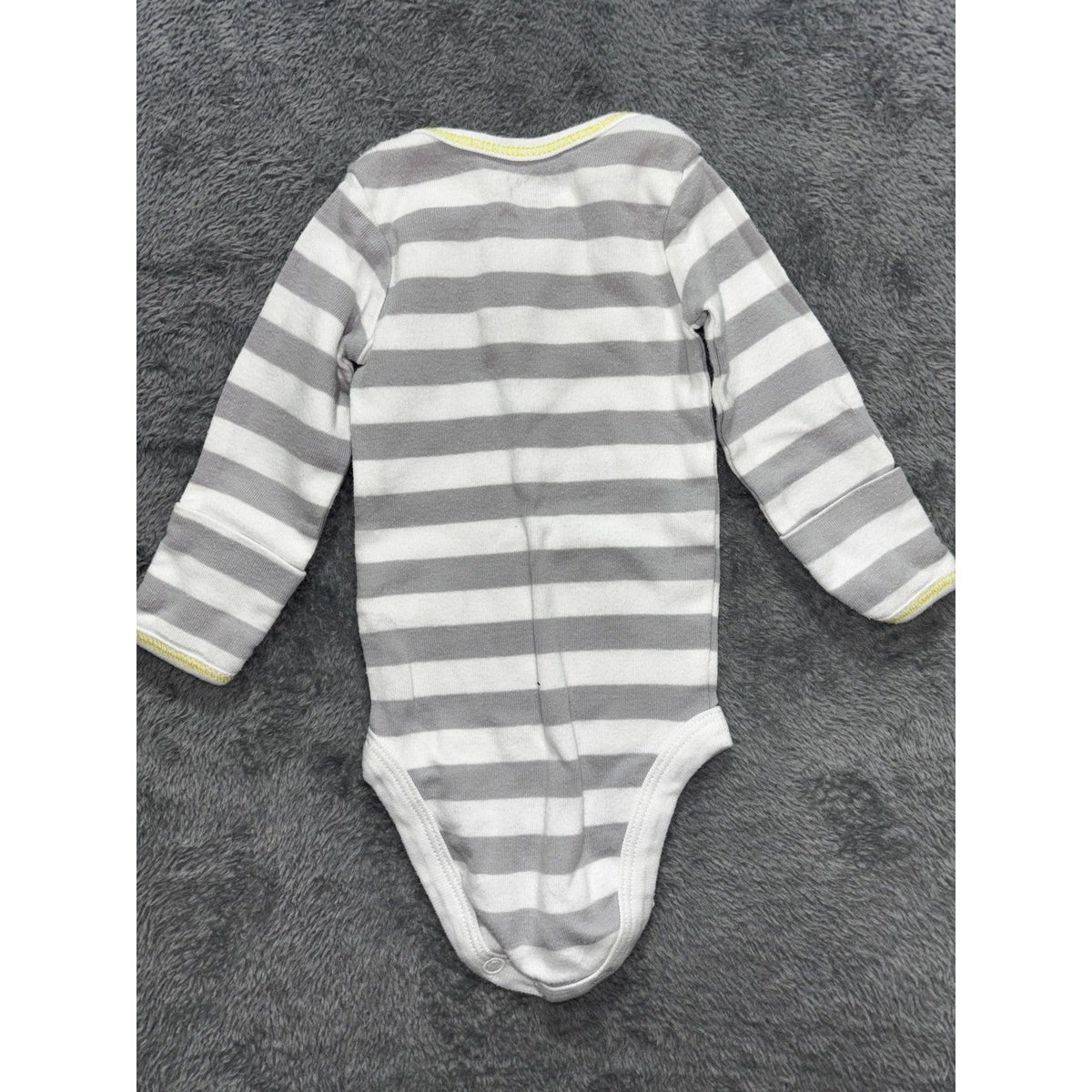 baby B'gosh Baby NB 5 Piece Bundle Hoodie Pants Bodysuits Yellow Gray