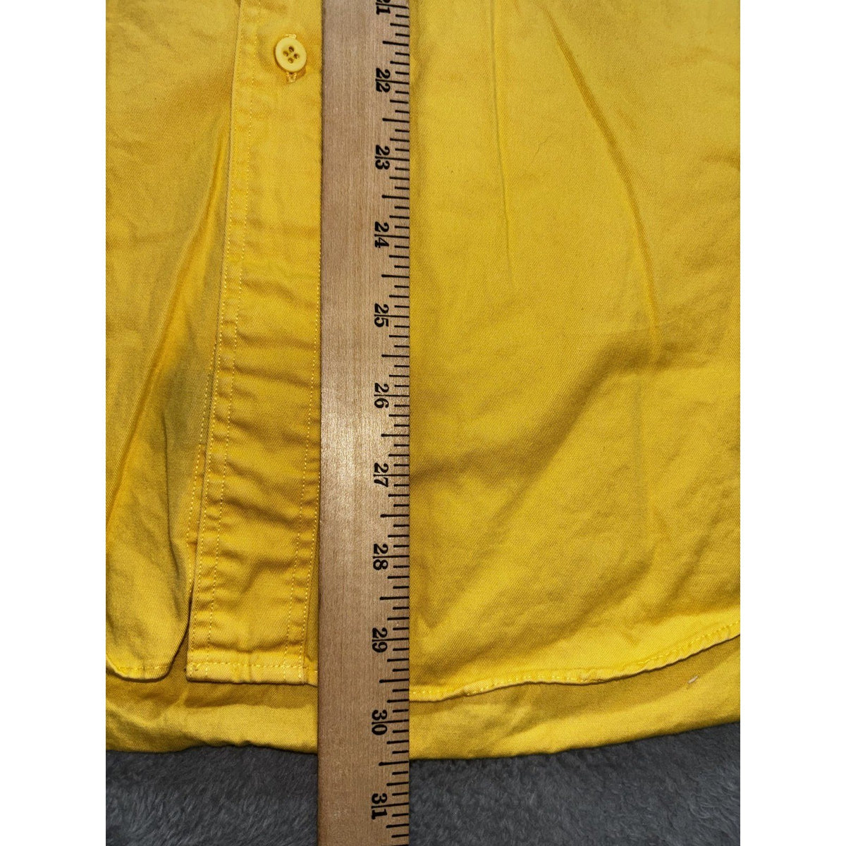 IZOD Men's Yellow Short Sleeve Shirt Size L, photo 6 of 12