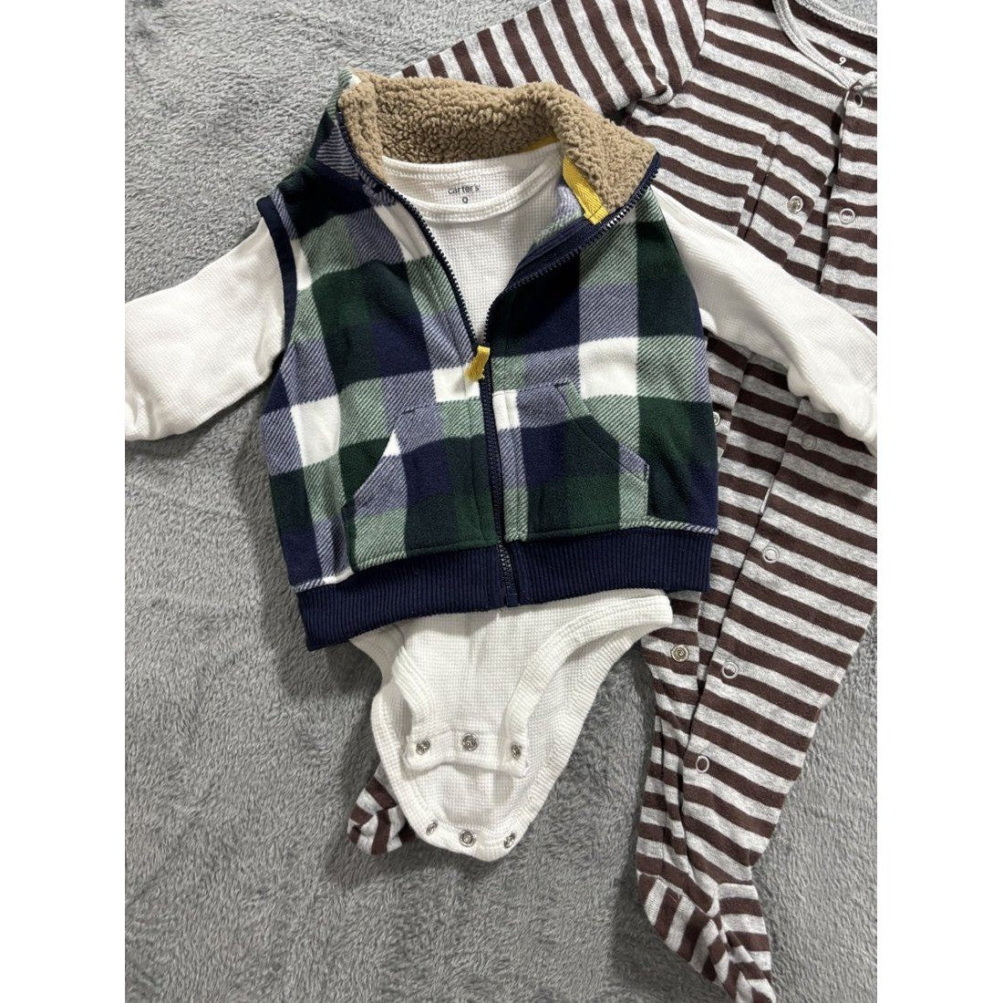 Carter's Baby Boy Vest Sleeper Lot 5 Pcs 9M, photo 6 of 9