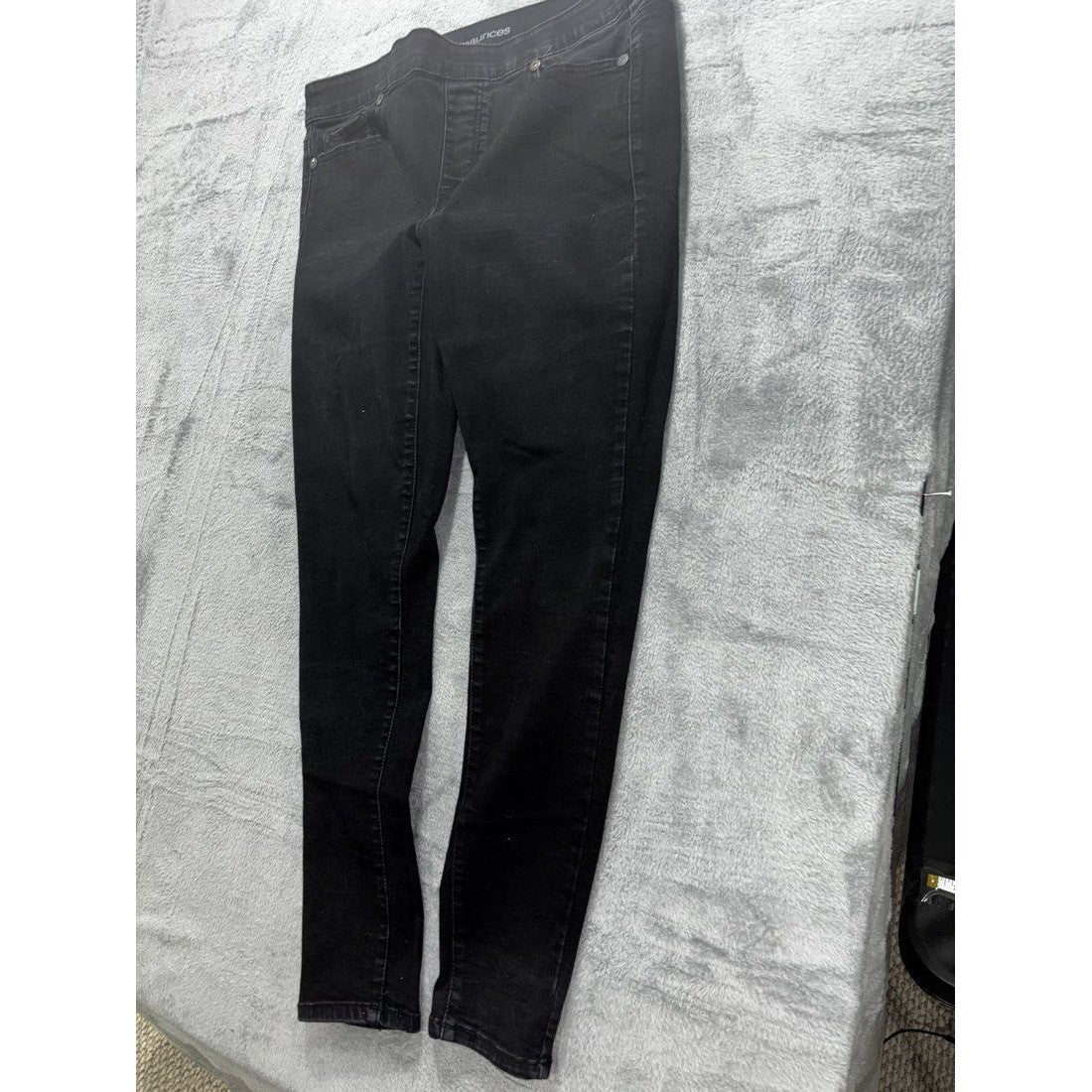 Maurices Women's Washed Black Skinny Jeans 16 Reg, photo 2 of 11