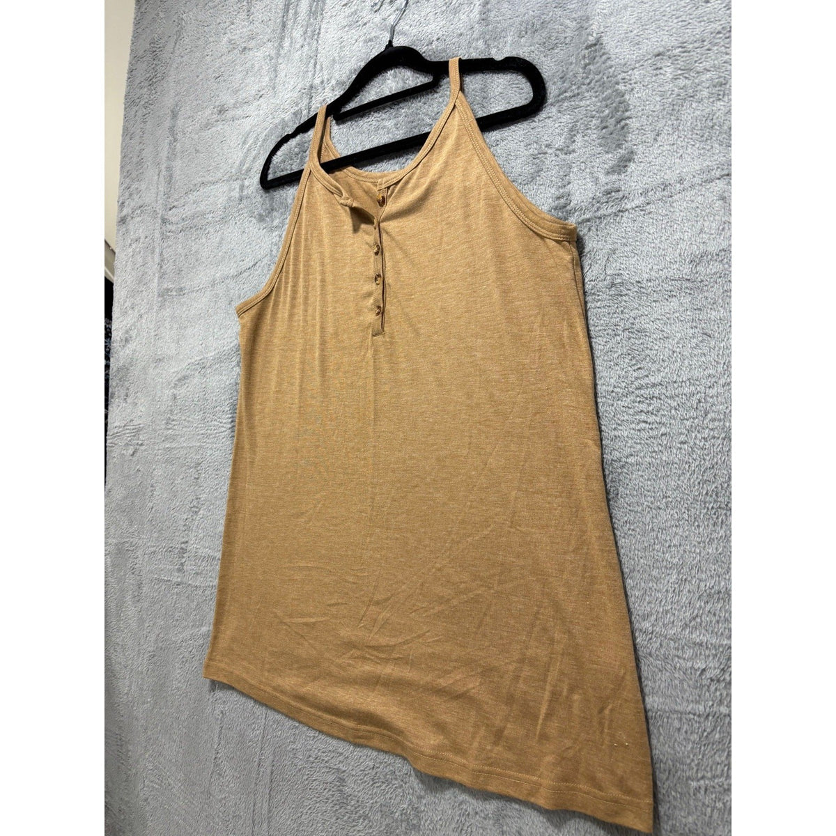 Womens Camel Tan Henley Cami Tank Top Sleeveless Casual Boho Minimalist