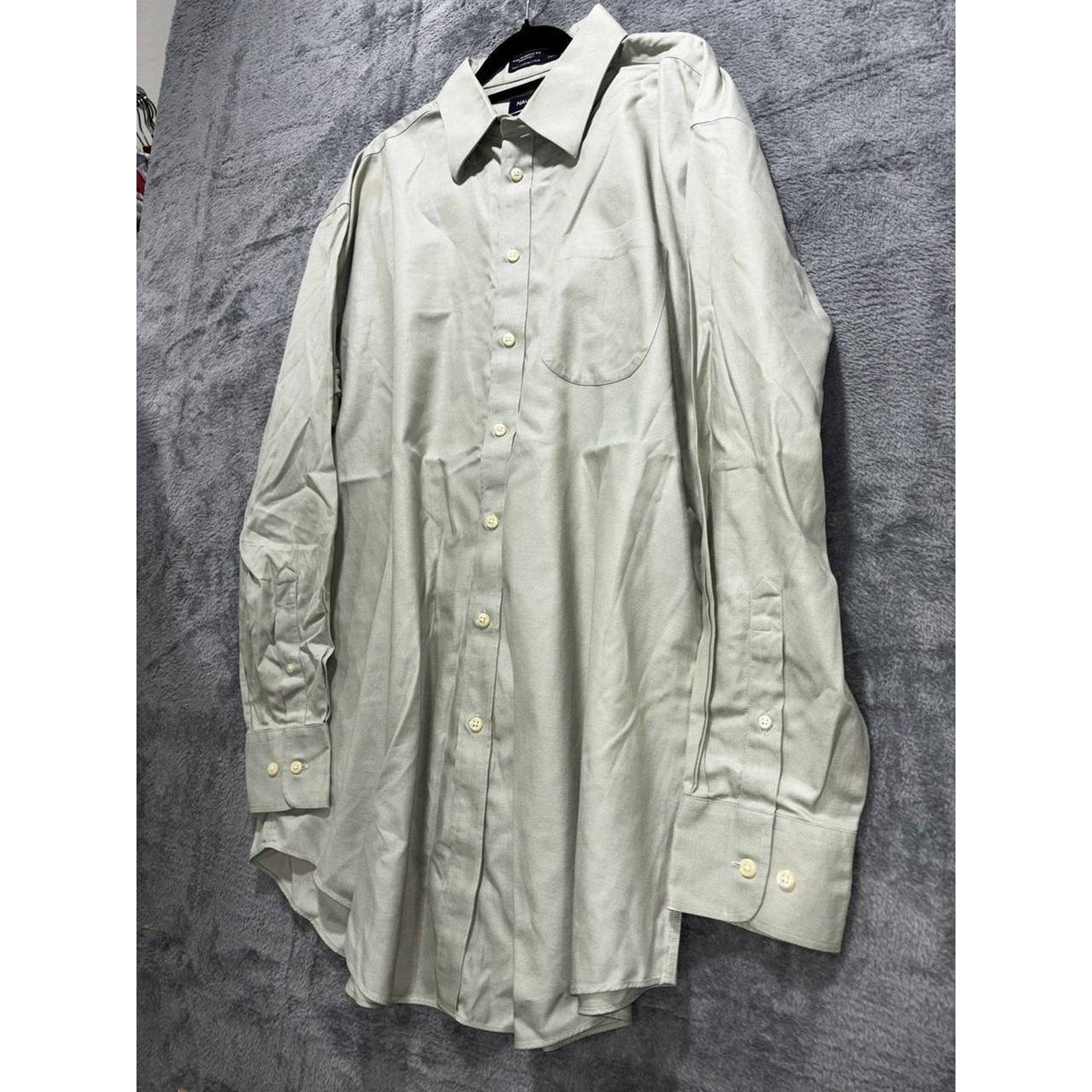Nautica Men's Sage Green Dress Shirt 17 1/2 34/35, photo 2 of 8