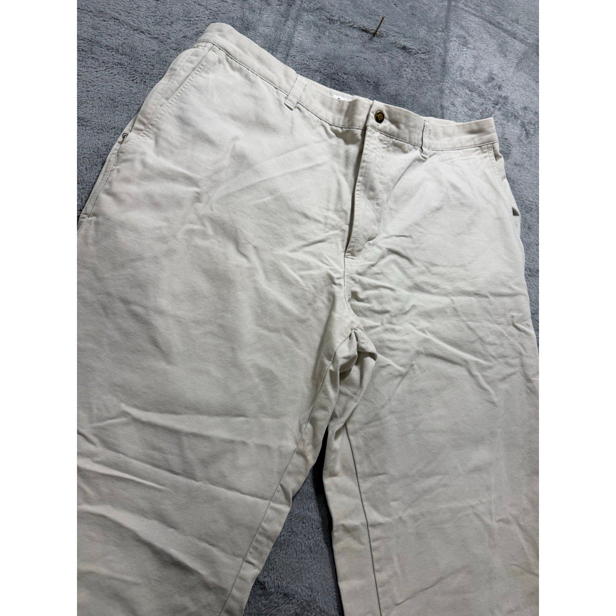Columbia 38x34 Beige Chino Pants Mens Casual Vintage