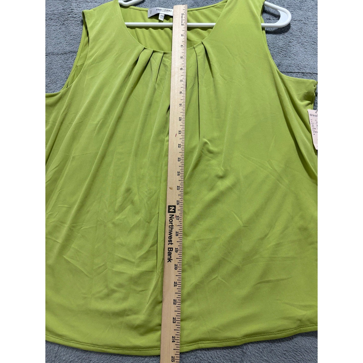 Jones Studio 16W Lime Green Sleeveless Pleated Neck Womens Tank Top Vintage NWT