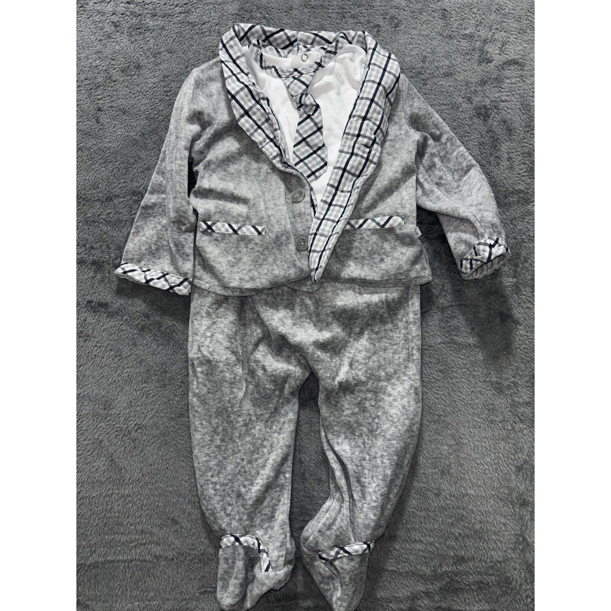 Truly Scrumptious OshKosh Baby 12M 5 Piece Bundle Jacket Shirt Pants Plaid