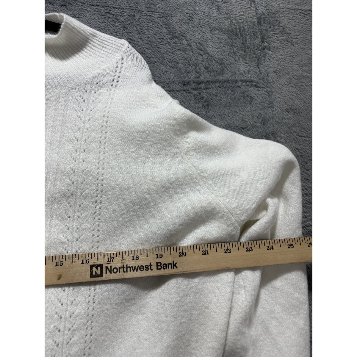 Old Navy Womens XL Ivory Cream Mock Neck Sweater Pointelle Casual Cozy
