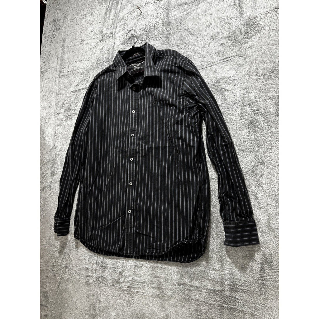 American Eagle Men's Black Pinstripe Shirt Size XL, photo 2 of 9