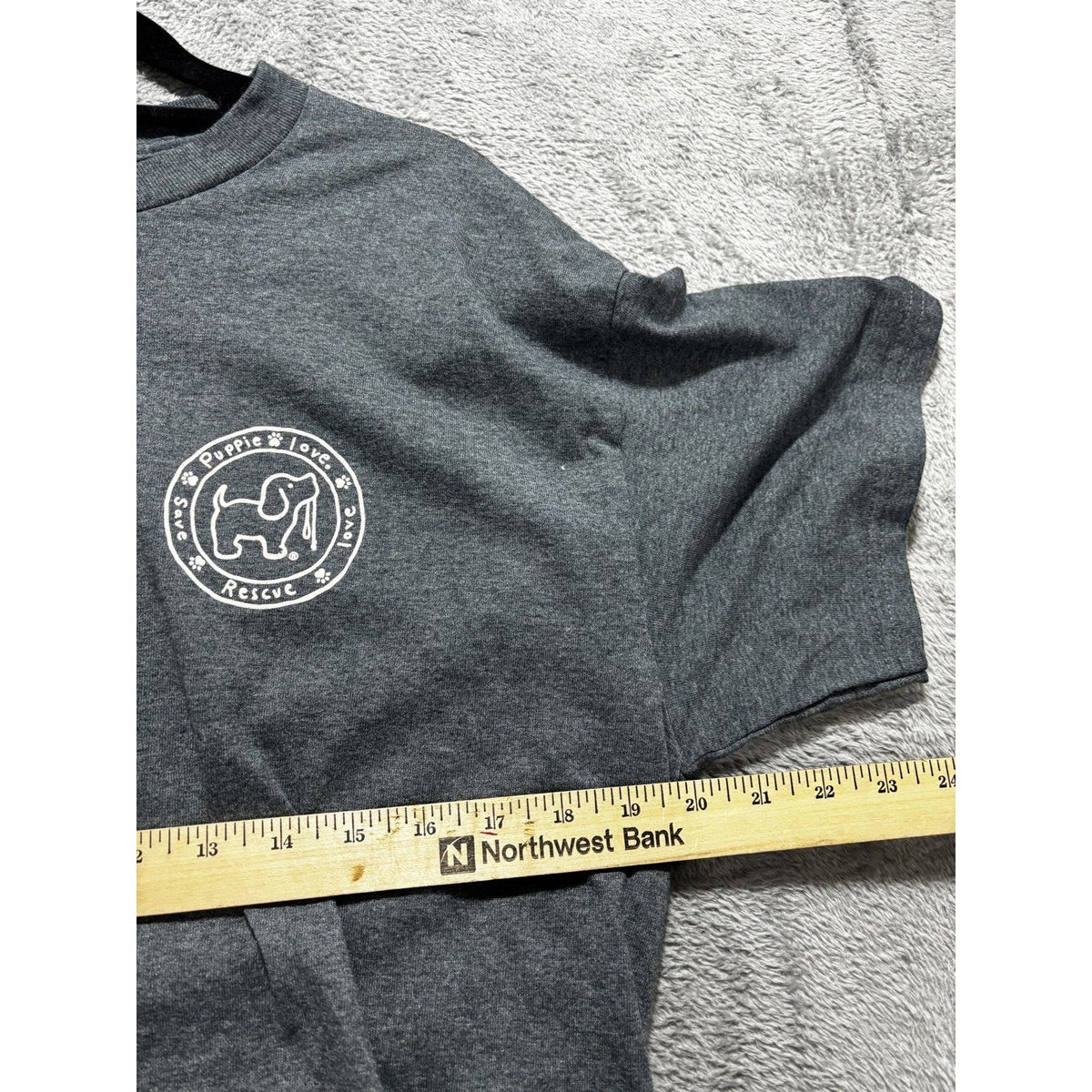 Gildan Men's Gray Puppie Love Halloween Tee Size L, photo 7 of 9