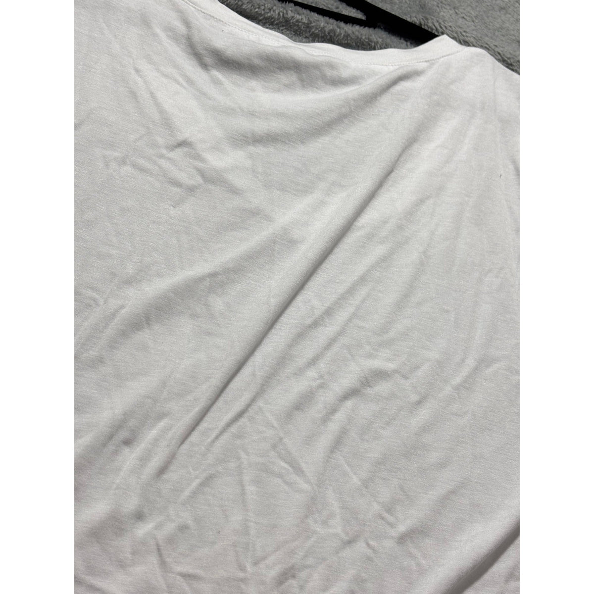 Sampeel 2XL White Womens Tank Top V-Neck Casual Minimalist NWT