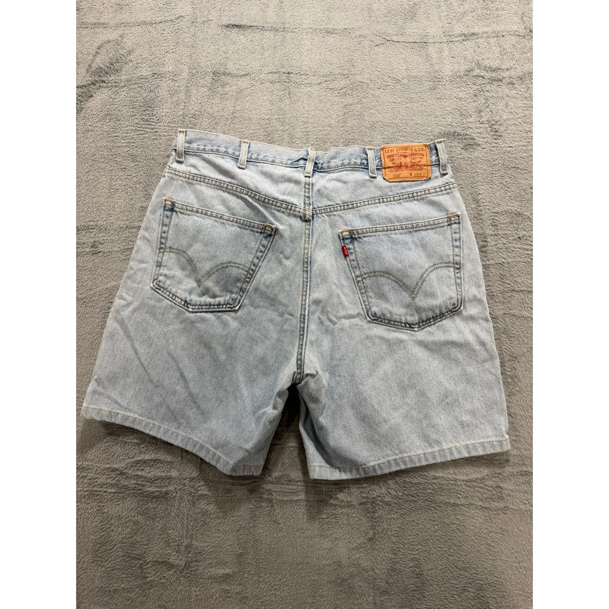 Levi's 550 W38 Light Wash Blue Denim Shorts Relaxed Fit Vintage Casual