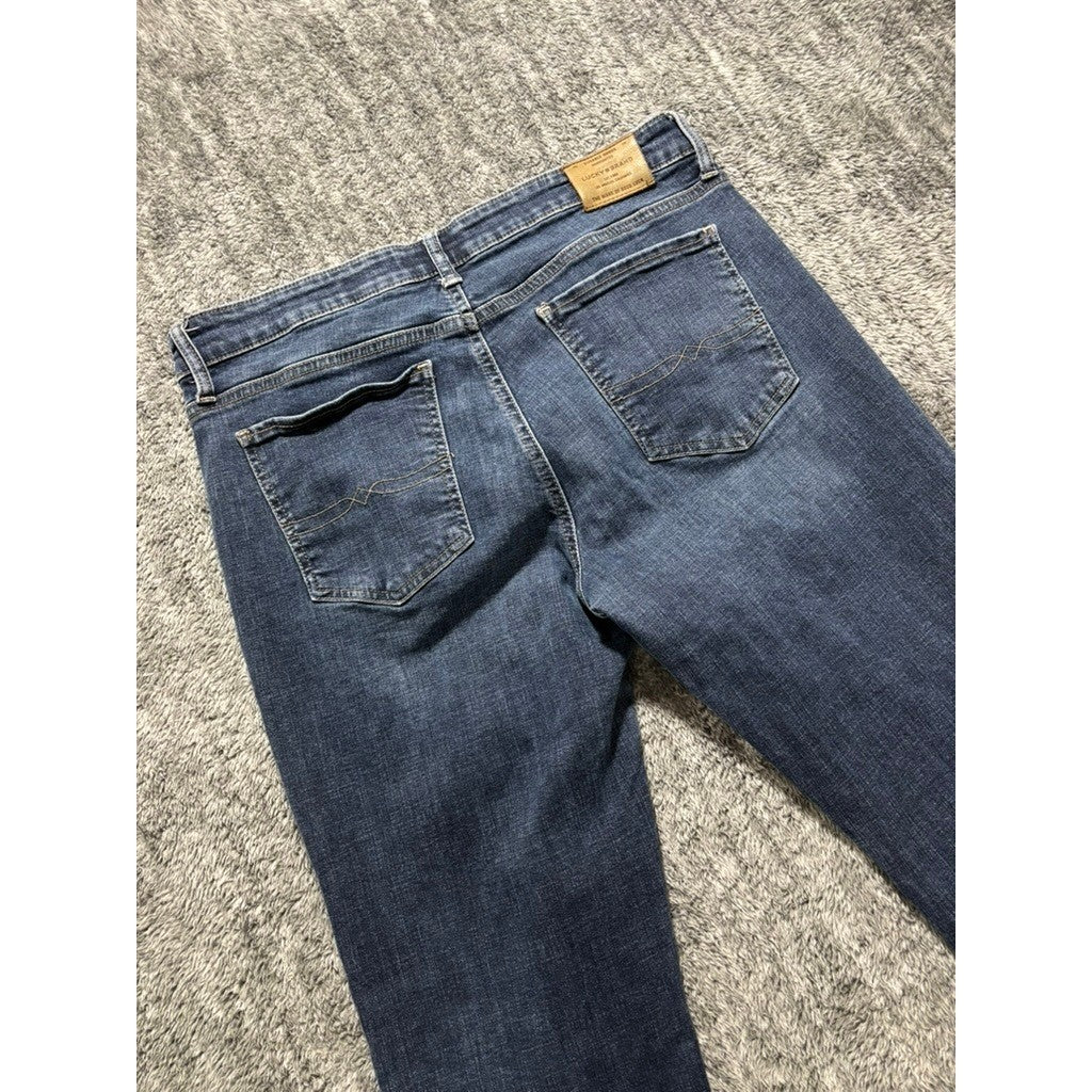 Back pockets close up