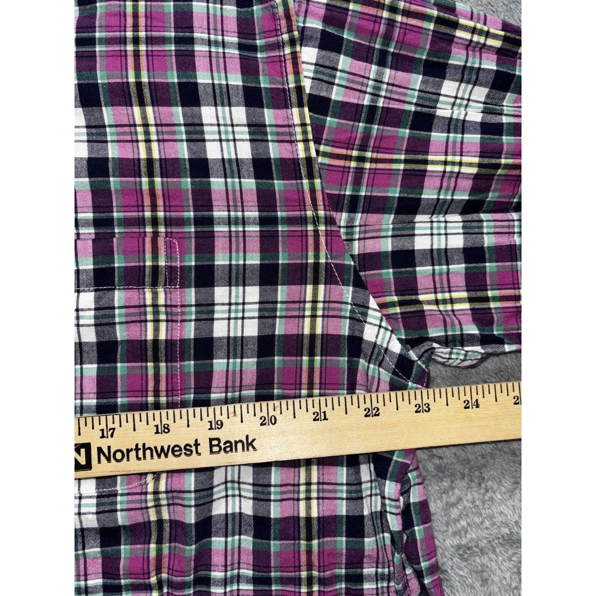 Brooks Brothers Men's Pink Navy Plaid Shirt Size L, photo 4 of 9