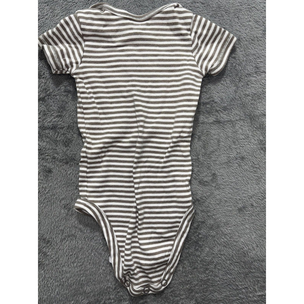 Carter's Baby 6M 9 Piece Bundle Cardigan Bodysuits Pants Shorts Hat Gray Brown